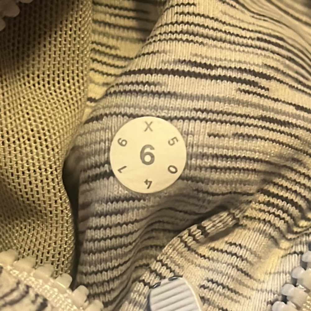 Lululemon Define Jacket Size 6 - Picture 3 of 4